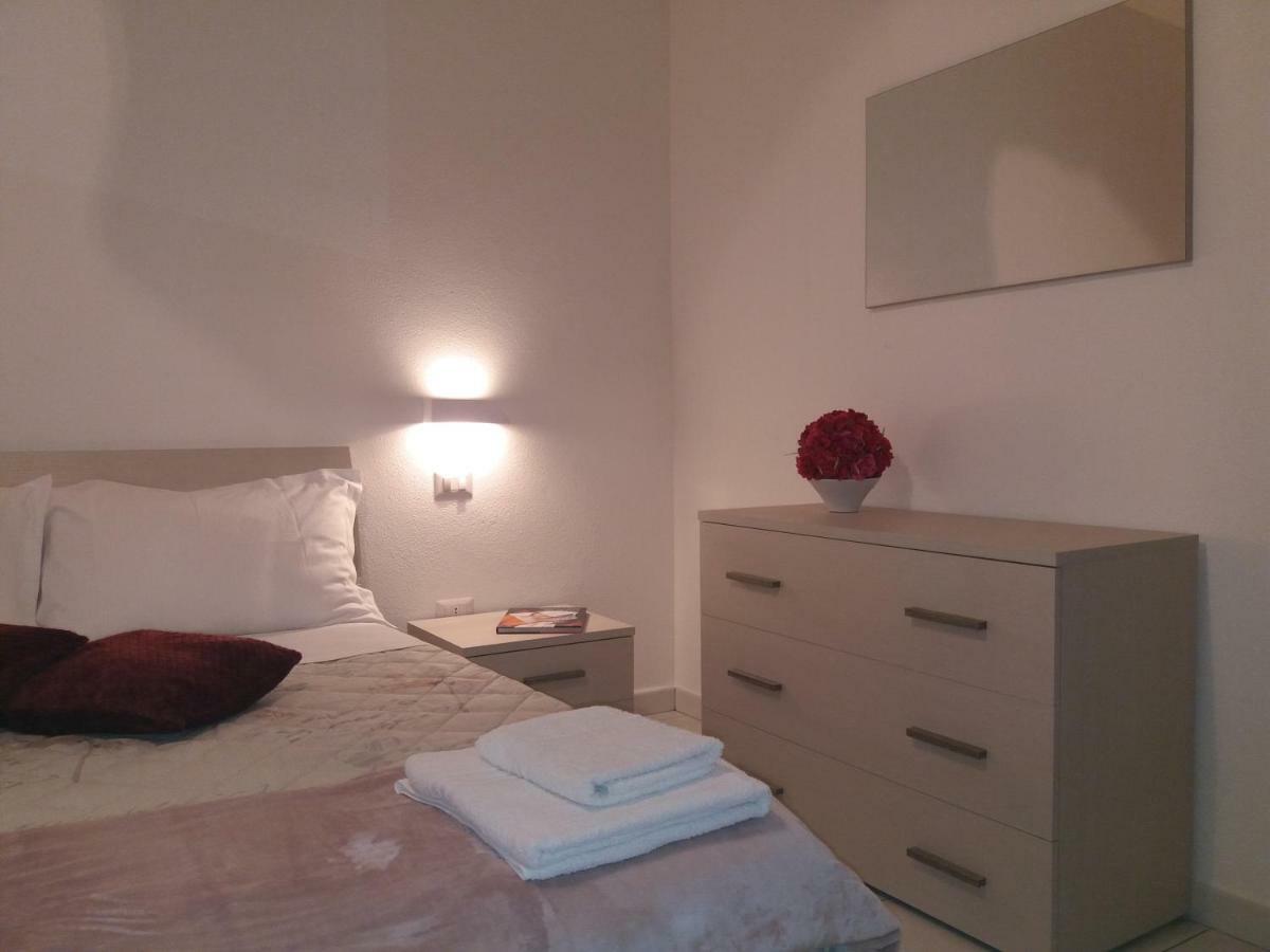 Depandance Machiavelli Villa Cagliari Luaran gambar